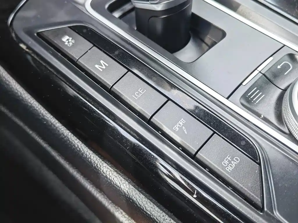 Фото 20 - Maserati Levante