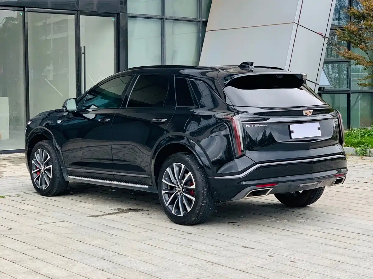 Cadillac XT5 2025 2025 2.0T Premium Model