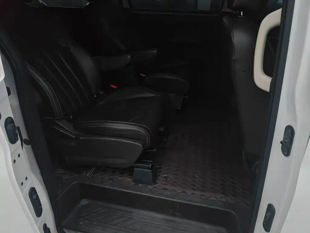 BAW Ruisheng Ace M7 2023 2023 2.0L Long Wheelbase Executive 7-Seater