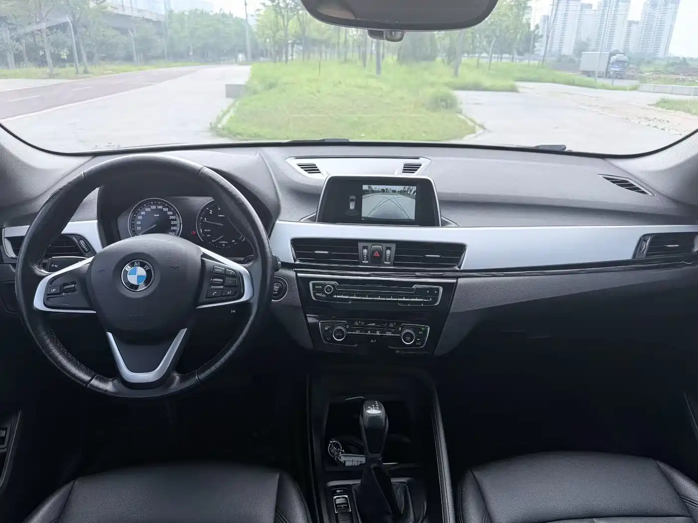 BMW X1 2019 sDrive20Li Leading Model фото 6
