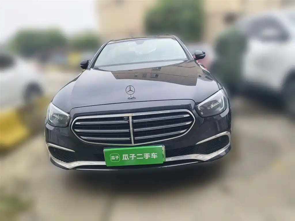 Mercedes-Benz E-Class New Energy 2022 Facelift E 350 e L Plug-in Hybrid Sedan фото 24