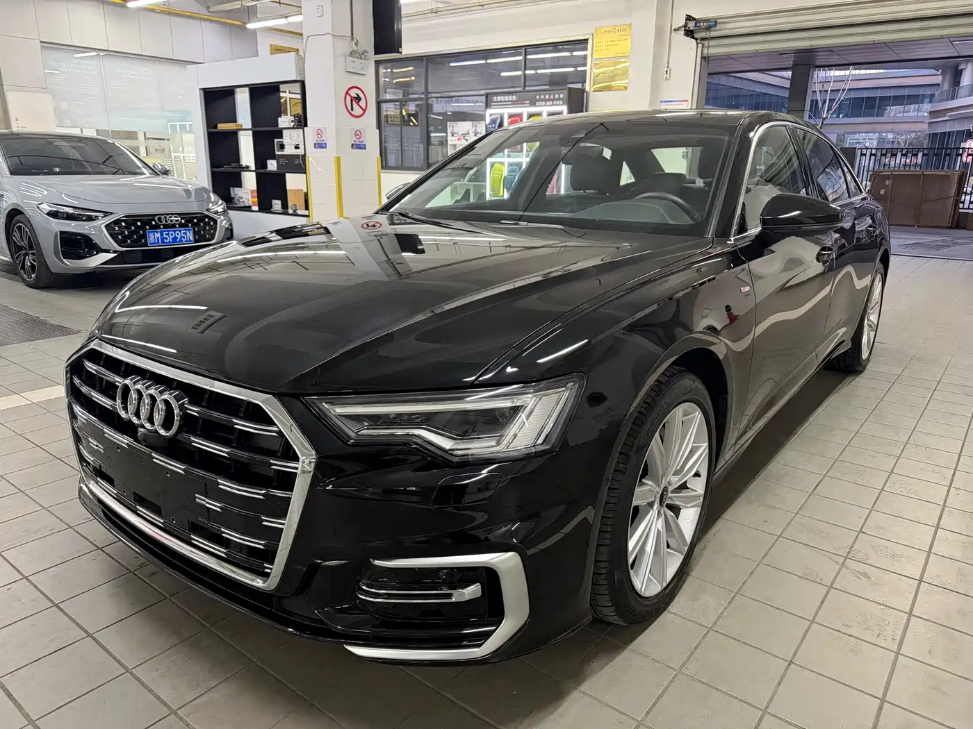 Audi A6L 2024 45 TFSI Premium Dynamic