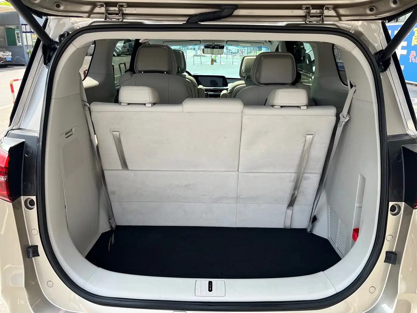 Buick GL8 2023 ES Landmaster 653T Smart Luxury Harmony Edition фото 13