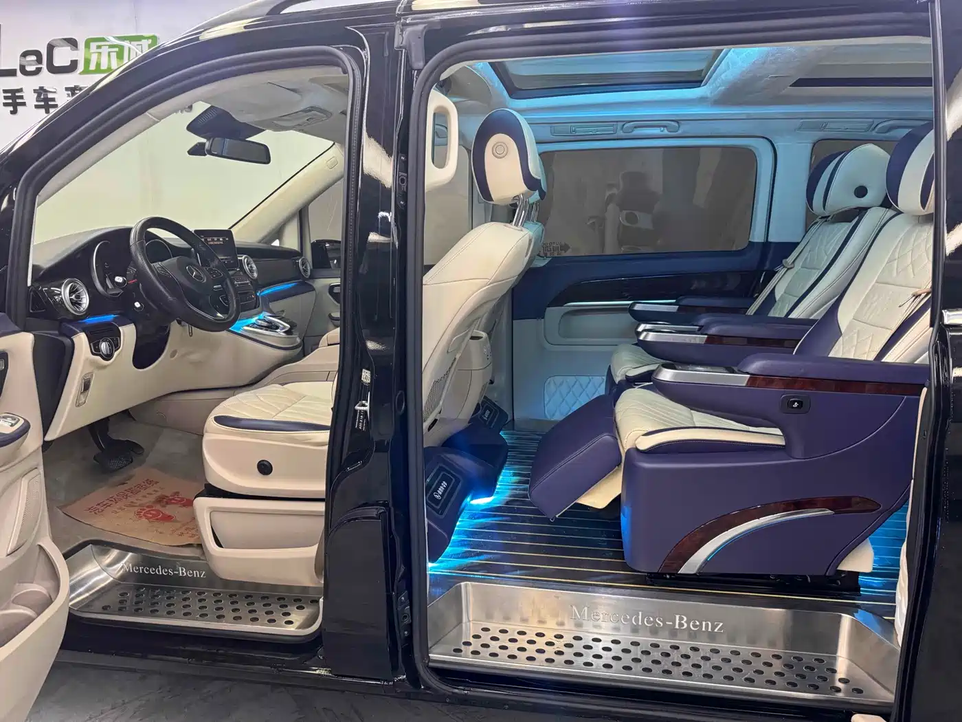 Mercedes-Benz V-Class 2018 V 260 Navigator Edition China VI фото 16