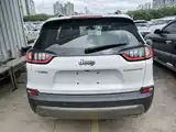 Фото 6 - Jeep Cherokee