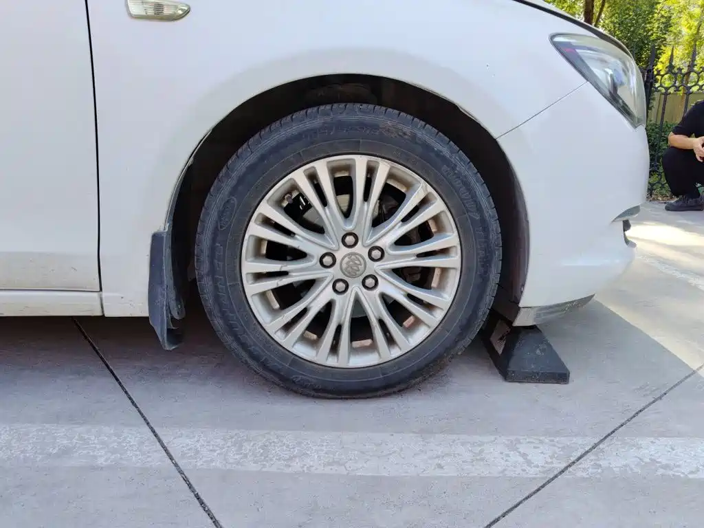 Фото 24 - Buick Excelle