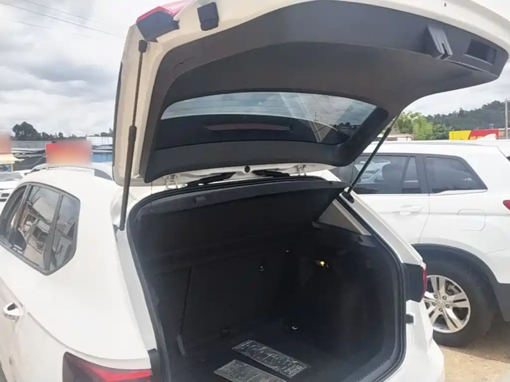 Volkswagen Tharu, миниатюра 18