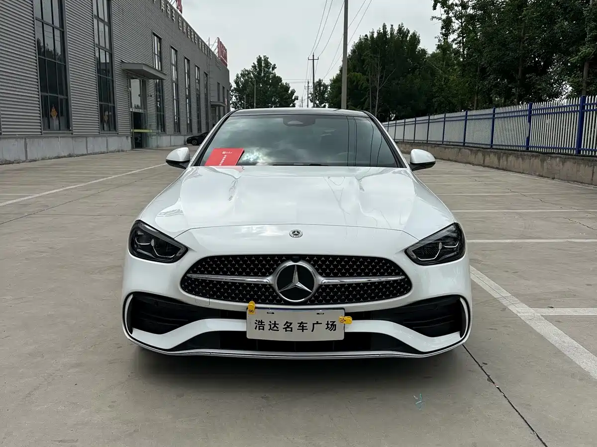 Фото 2 - Mercedes-Benz C-Class