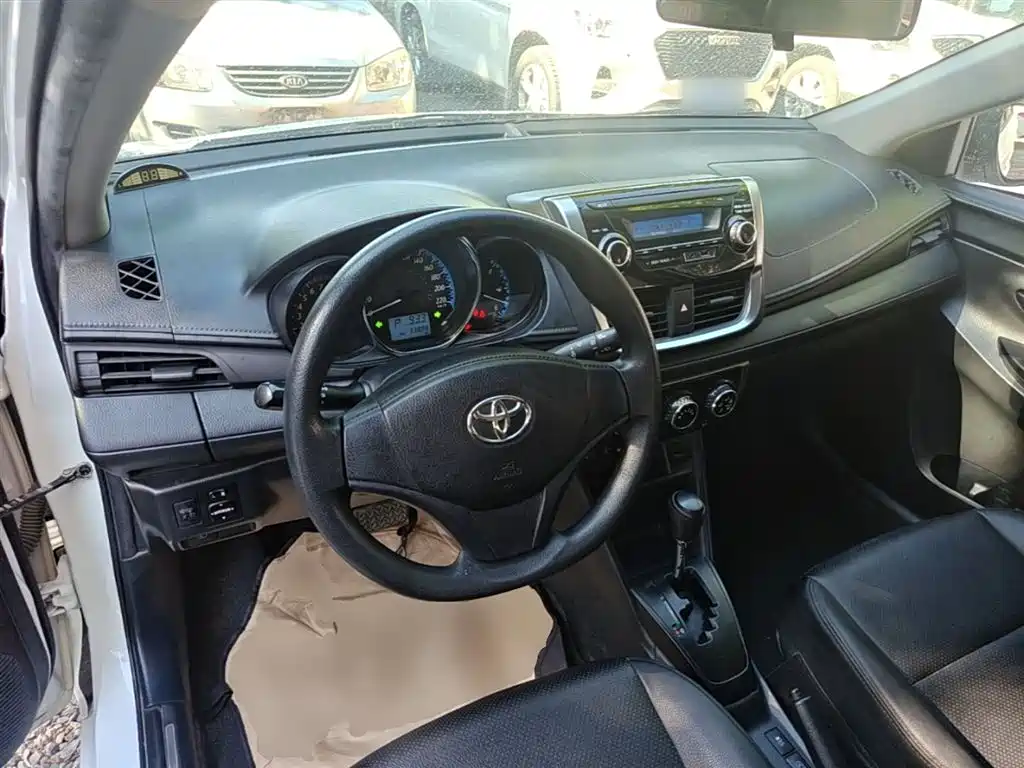 Toyota YARiS L Zhi Xuan 2016 Facelift 1.5E CVT Charming Edition фото 10