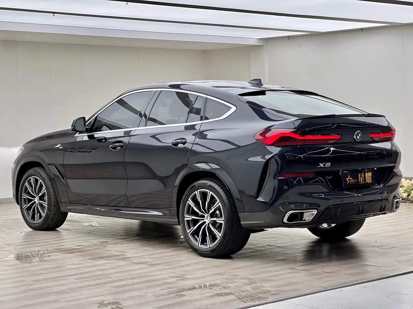 BMW X6 2021 xDrive30i M Sport Package фото 24