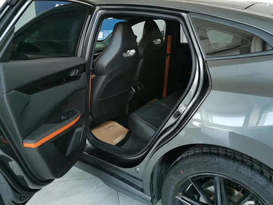 CHANGAN UNI-V