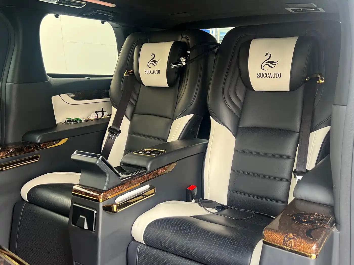 Toyota Alphard 2018 Facelift 3.5L Premium Edition фото 10