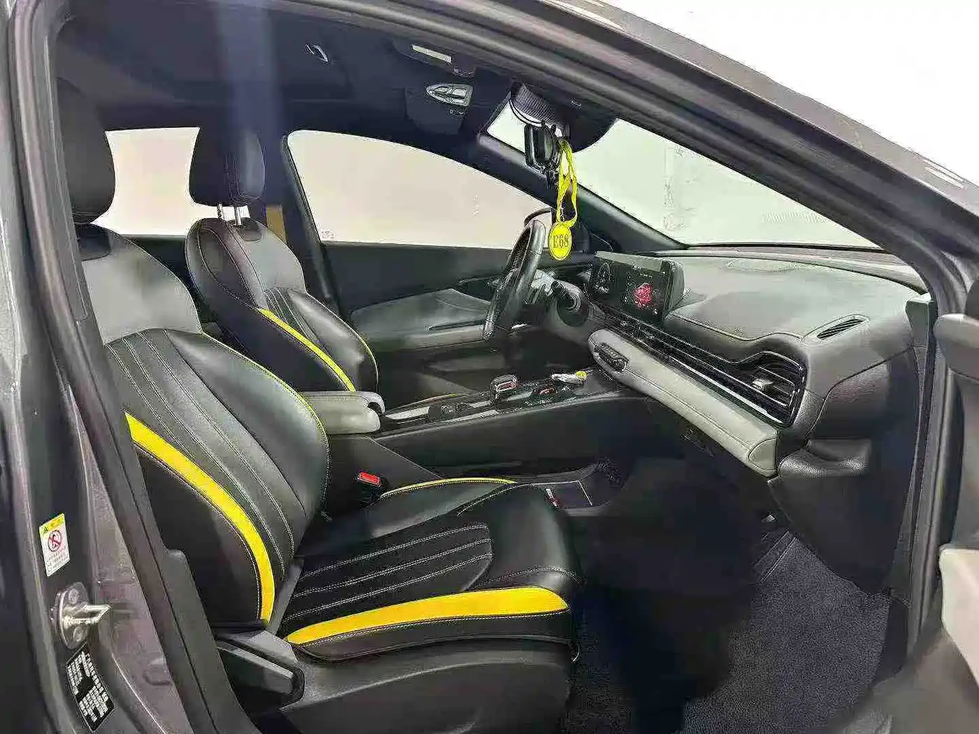 GAC Trumpchi Trumpchi Emkoo 2021 270T DCT J15 Edition фото 7