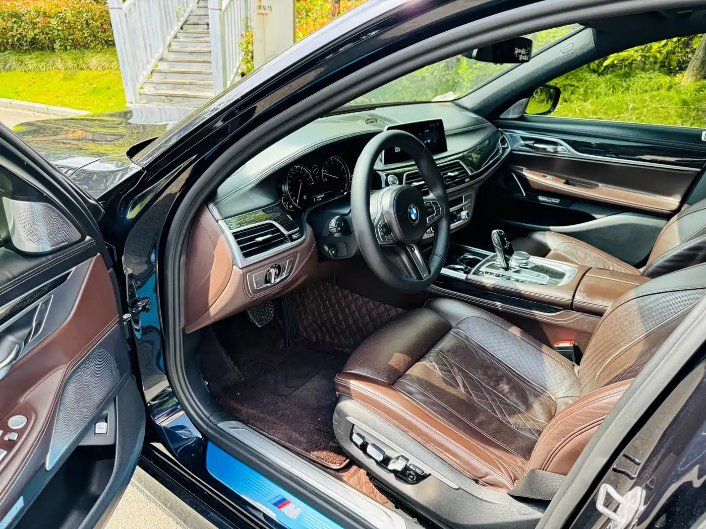 BMW 7 Series 2016 730Li Luxury фото 7