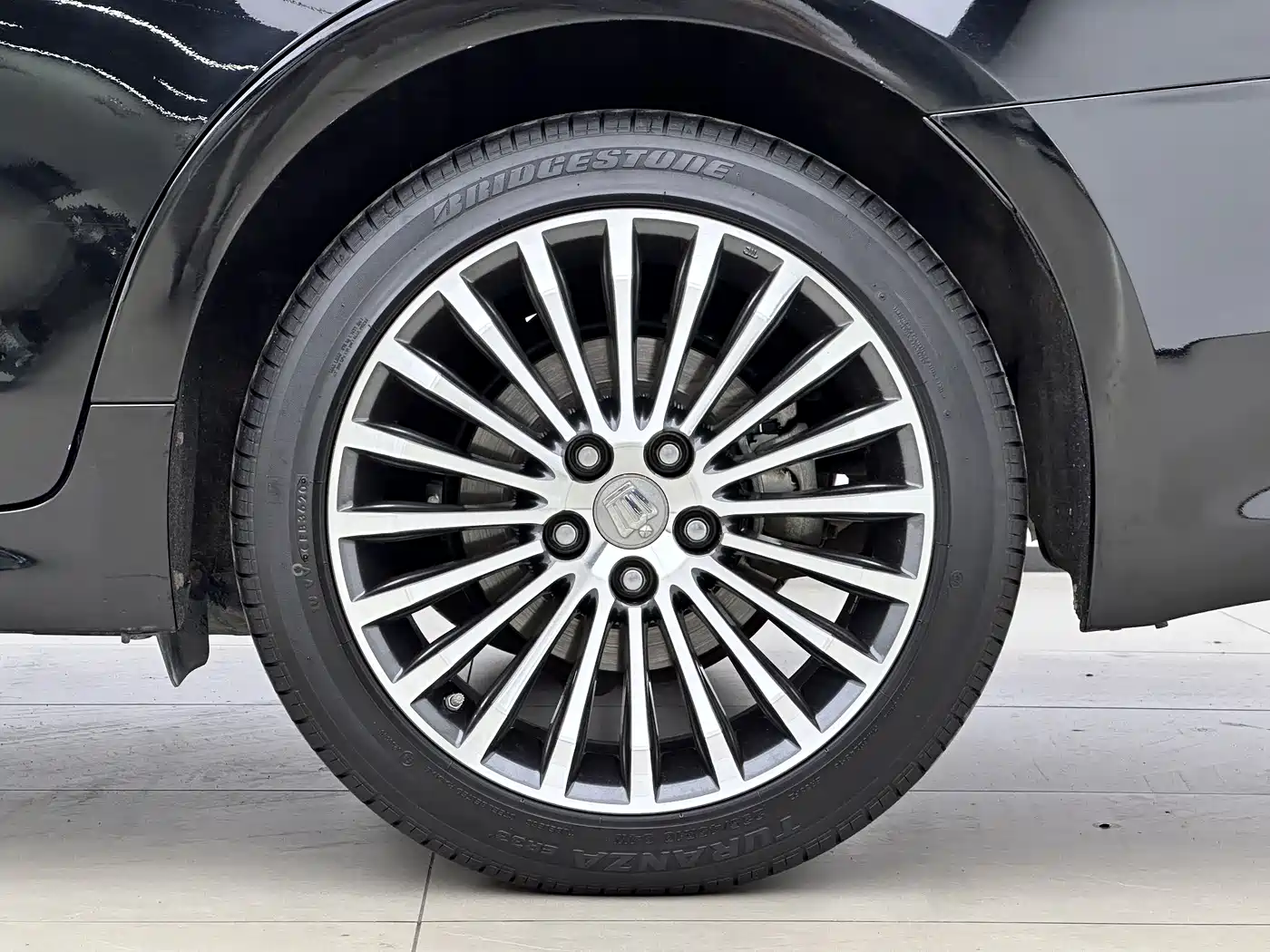 Toyota Crown 2015 2.0T Luxury фото 15