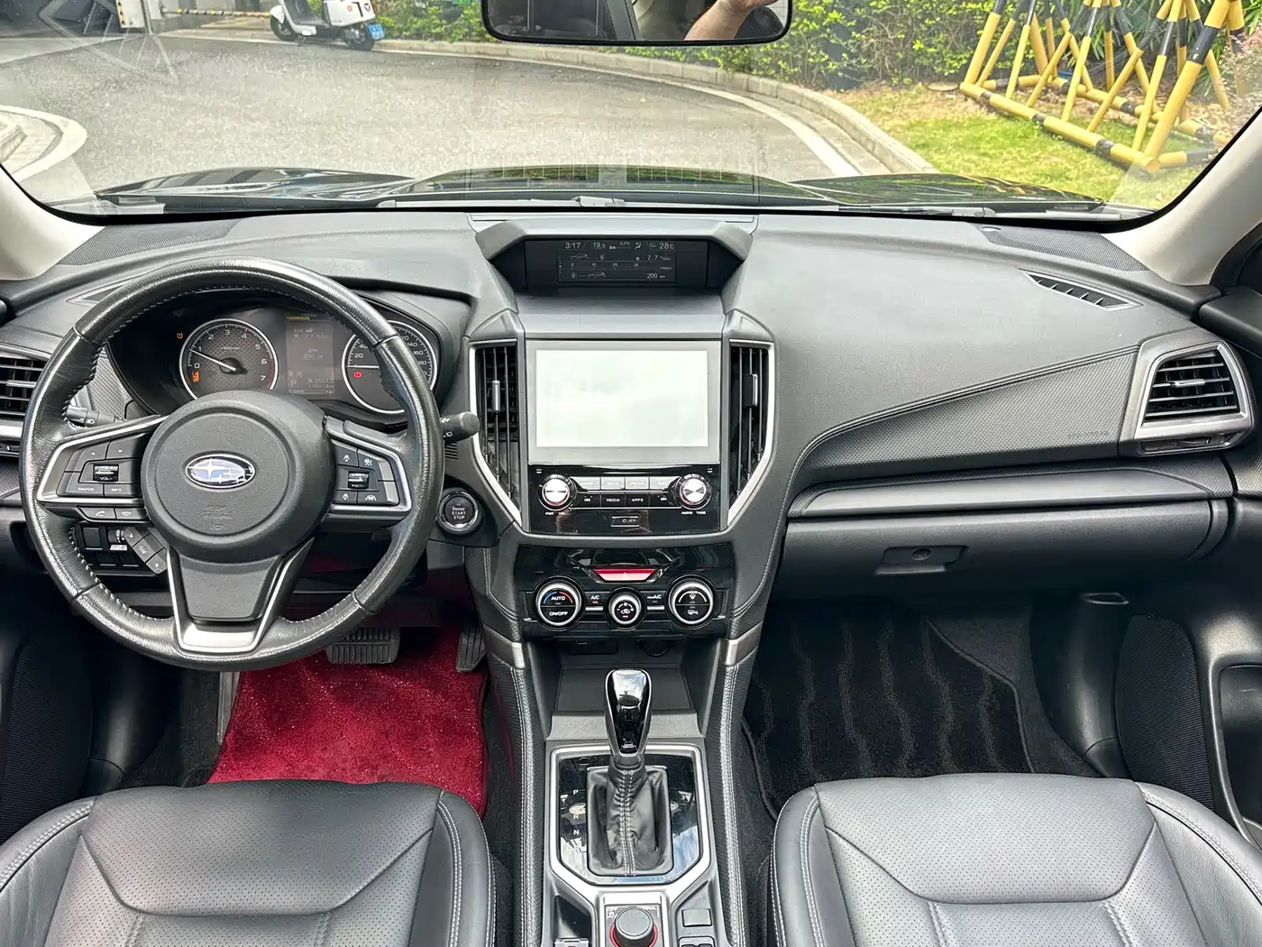 Subaru Forester 2019 2.0i Luxury Edition EyeSight фото 9