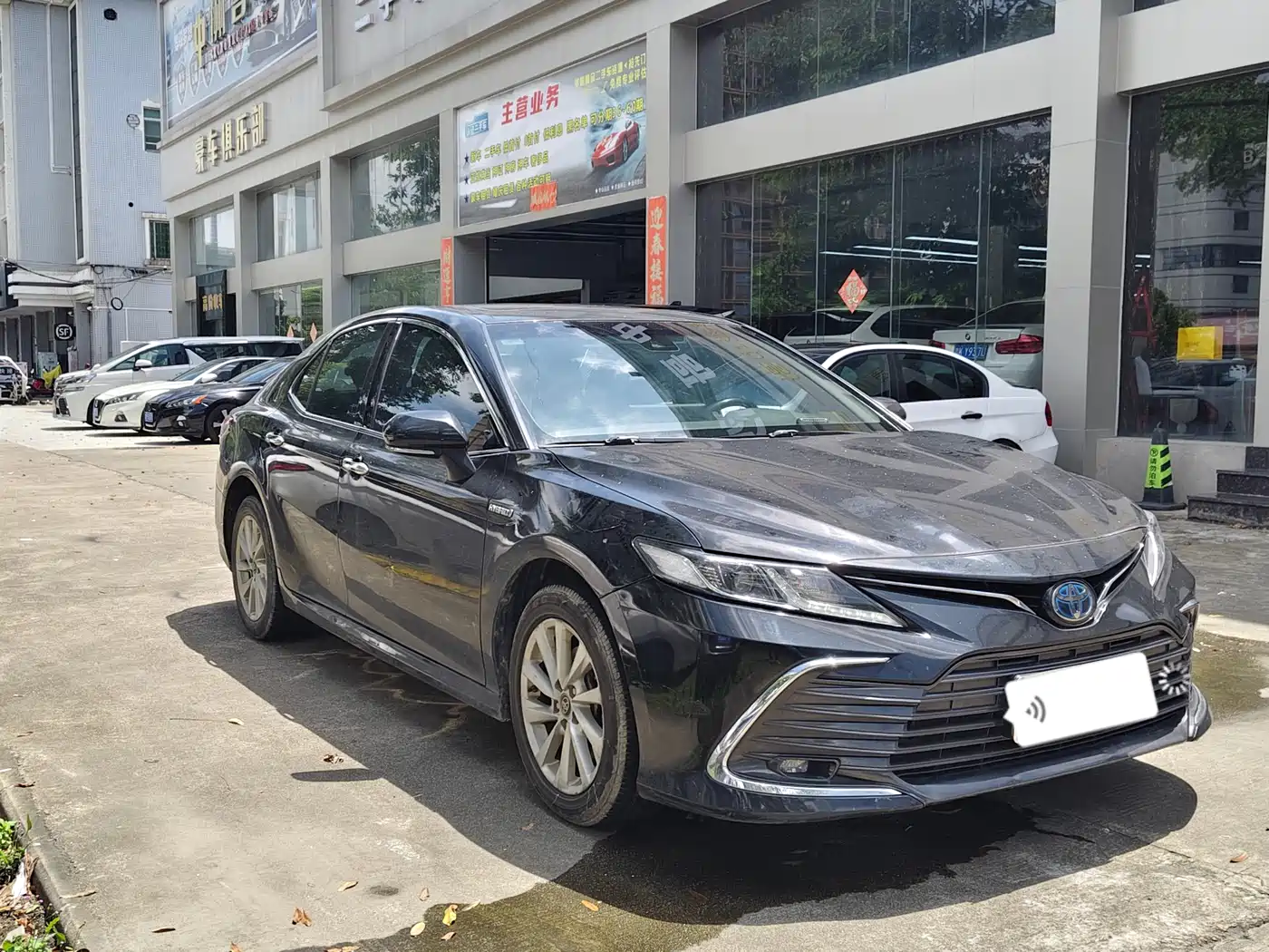 Toyota Camry 2021 Hybrid 2.5HGVP Leading Edition фото 3
