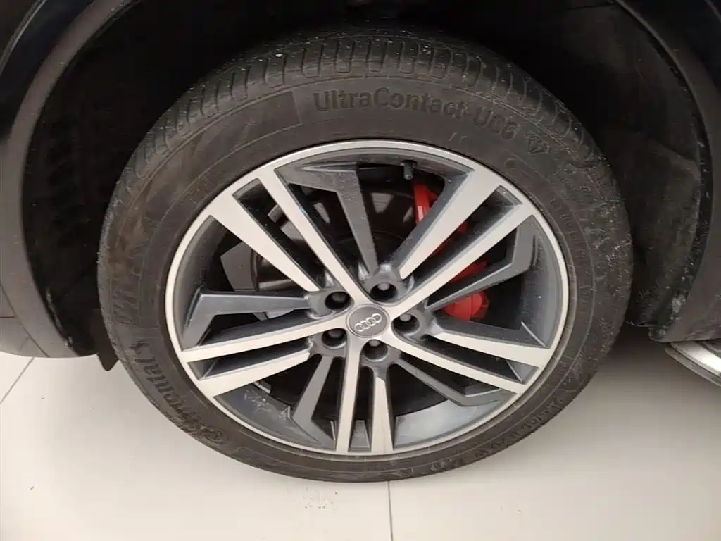 Audi Q5L 2022 45T Premium Dynamic фото 23