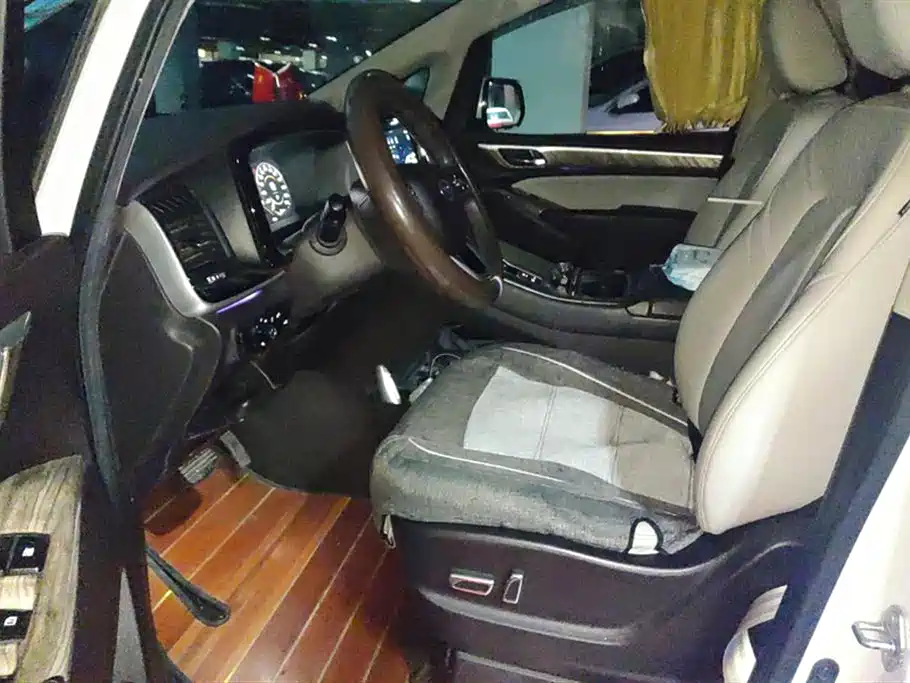 GAC Trumpchi Trumpchi M8 2021 Leading Show Series 390T Prestige Edition фото 9