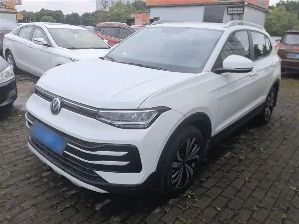 Volkswagen Tharu 2025 Model Rising Star 1.5L Advance Edition