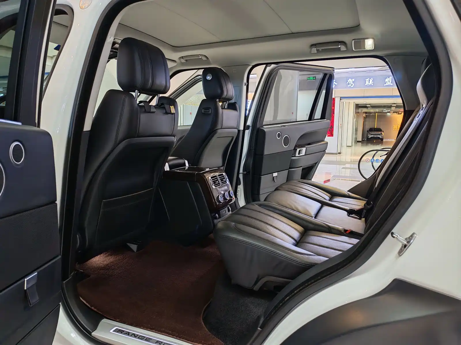 Фото 6 - Land Rover Range Rover