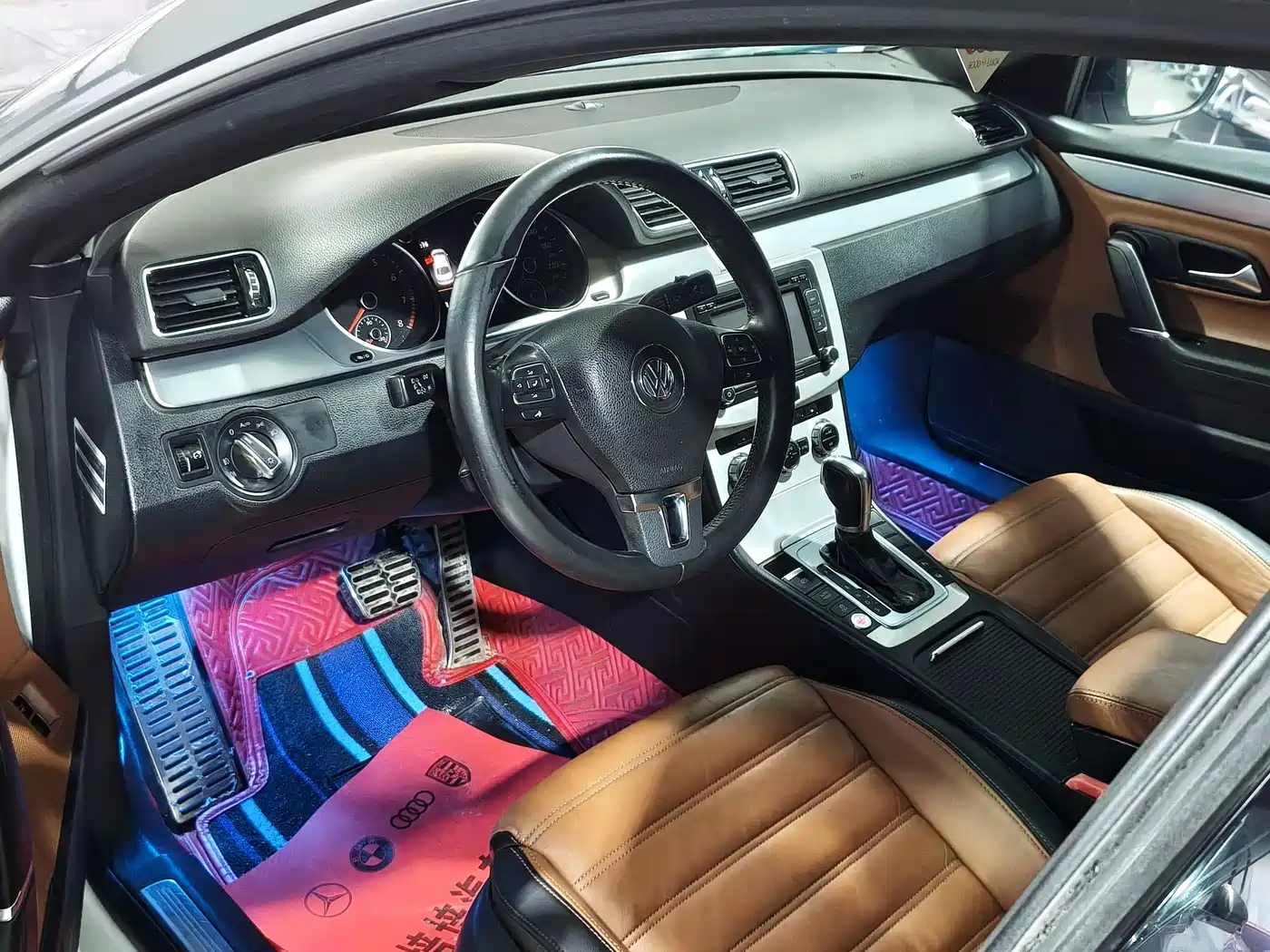 Volkswagen FAW-Volkswagen CC 2016 Model 1.8TSI Luxury фото 5