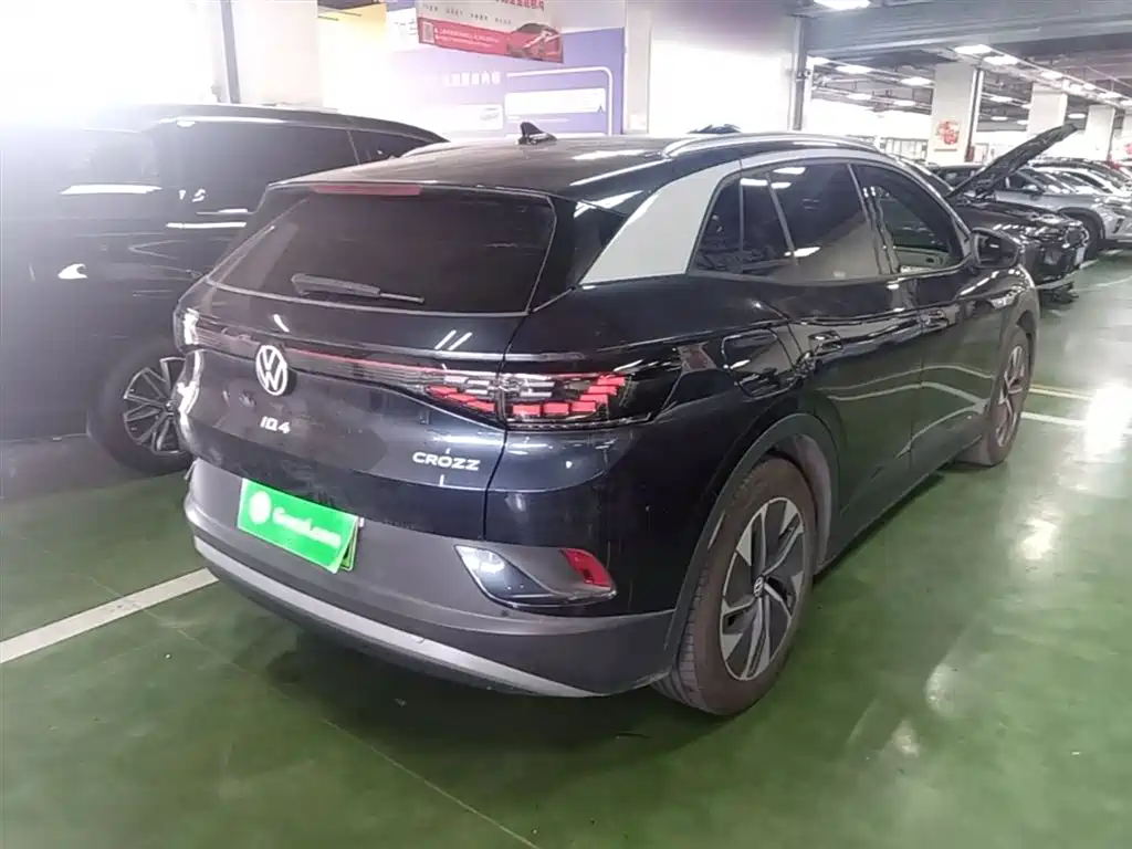 Volkswagen ID.4 CROZZ 2022 Standard Range PURE Edition фото 7