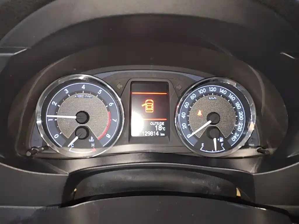 Toyota Corolla 2014 1.6L CVT GL-i Leather Edition фото 12