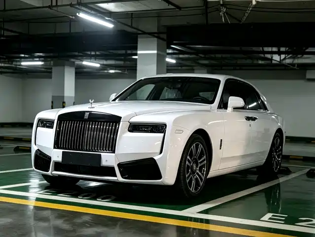  Rolls-Royce Cullinan 2018 4-Seater Version