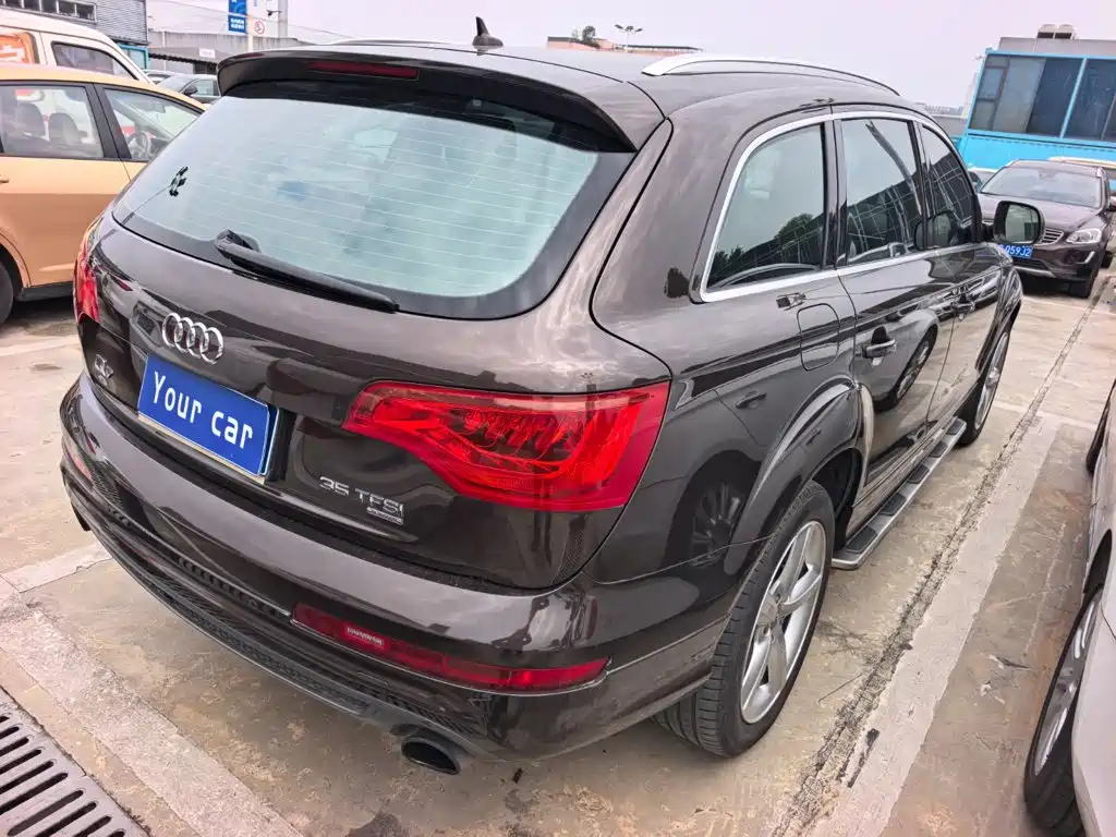 Фото 5 - Audi Q7