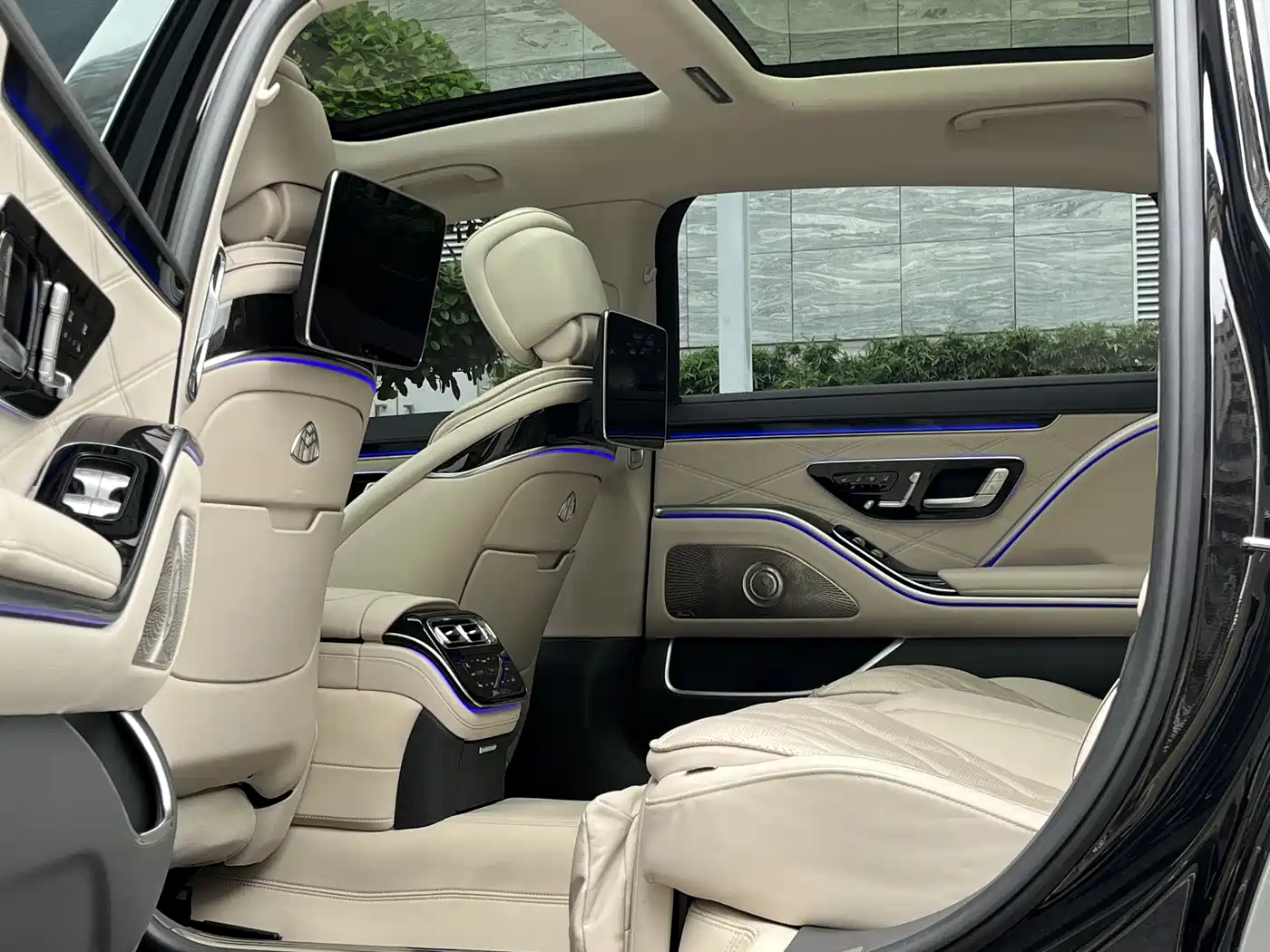 Mercedes-Benz Maybach S-Class 2024 Facelift S 480 4MATIC фото 12