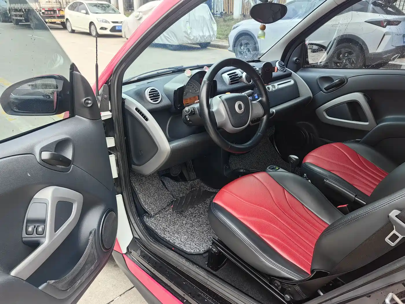 smart fortwo 2013 2012 1.0 MHD Hardtop Passion Edition