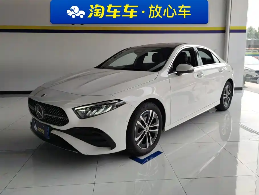 Mercedes-Benz A-Class 2023 A 200 L Dynamic