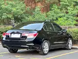 Photo 12 - Honda Accord