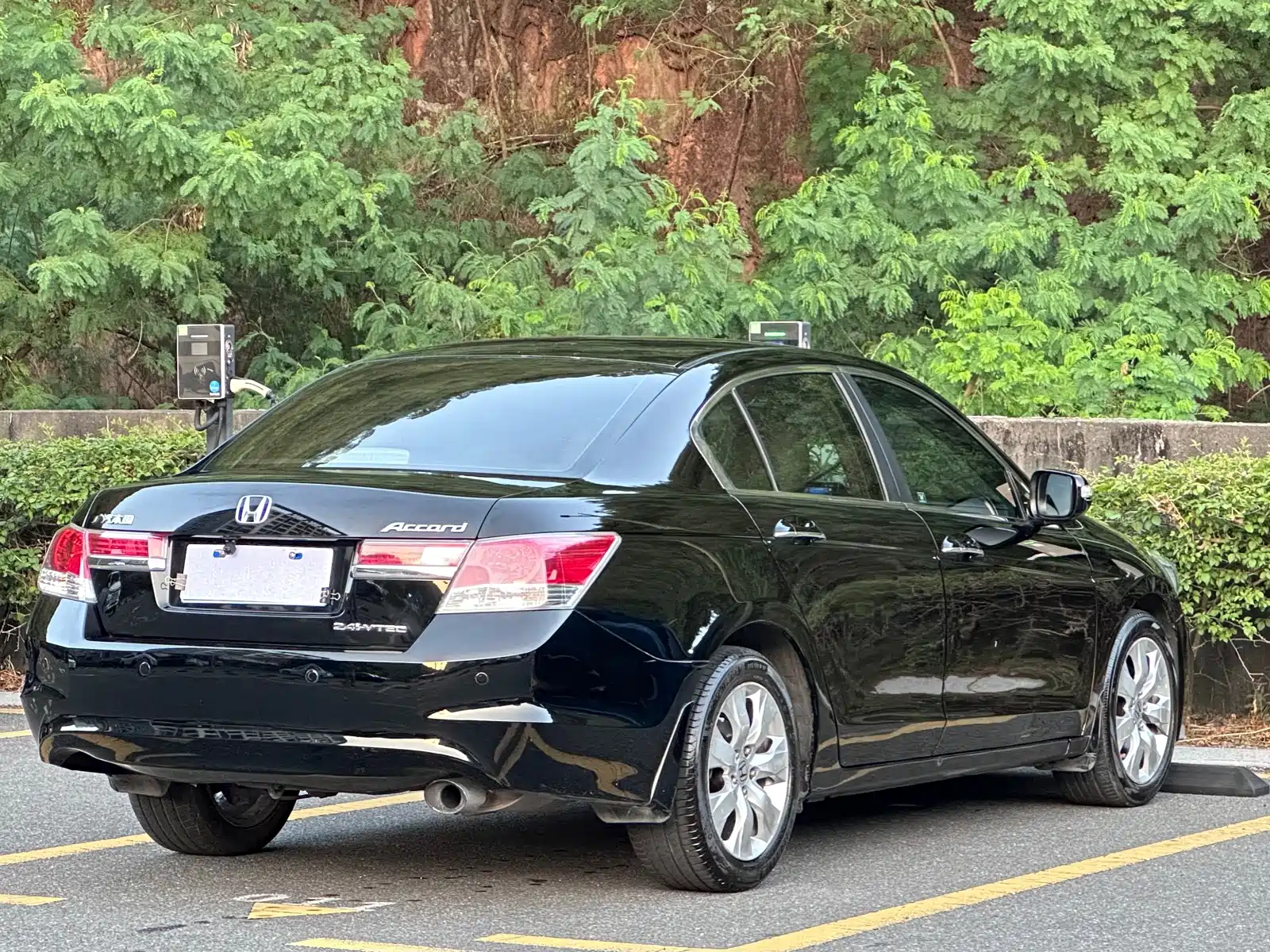 Photo 12 - Honda Accord