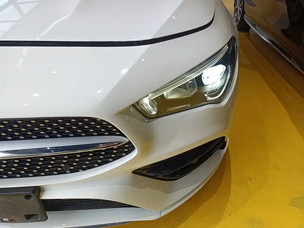 Mercedes-Benz CLA (Import) 2021 CLA 200 фото 24