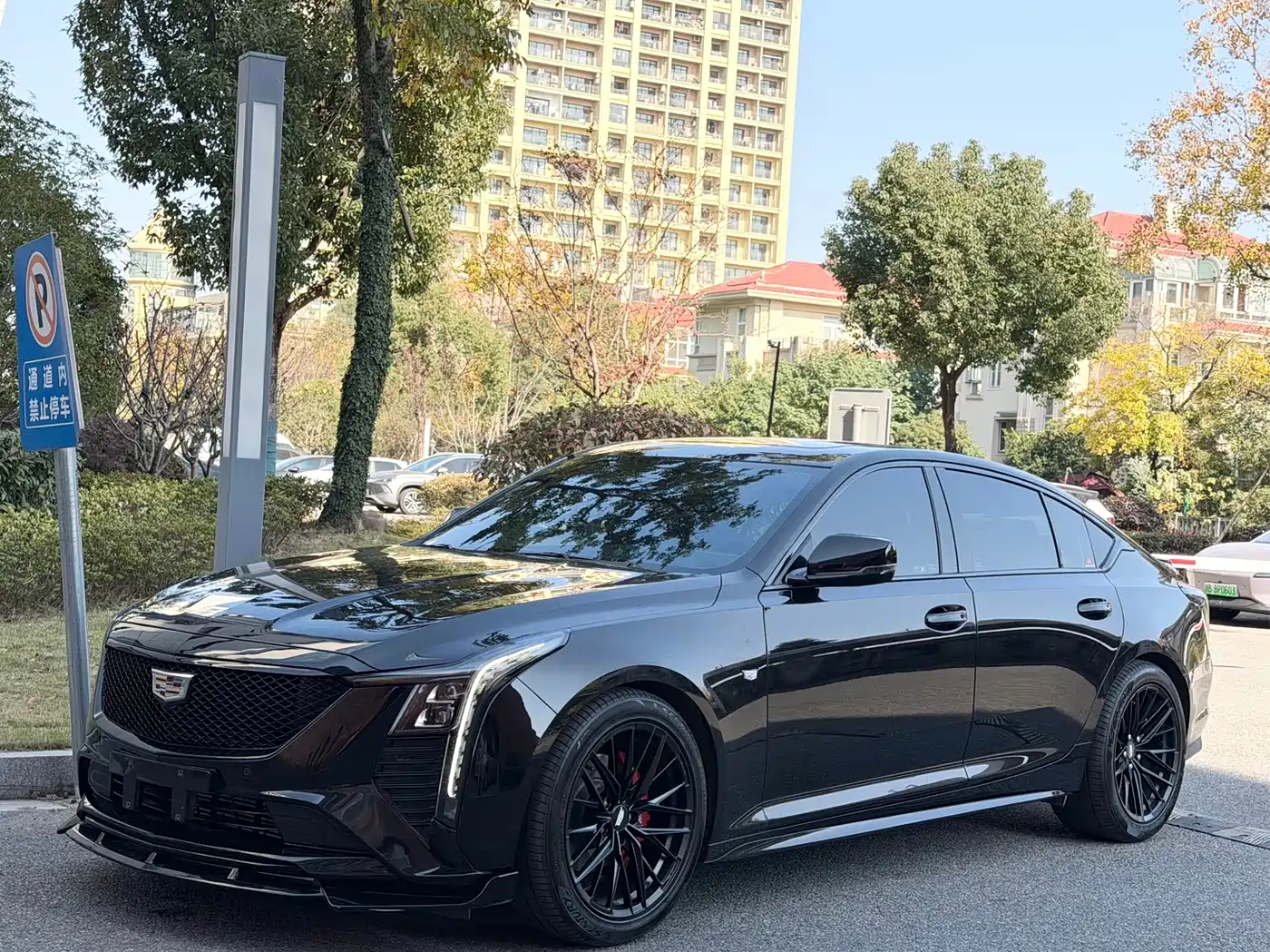 Cadillac CT5 2024 28T Luxury Model Pro фото 2