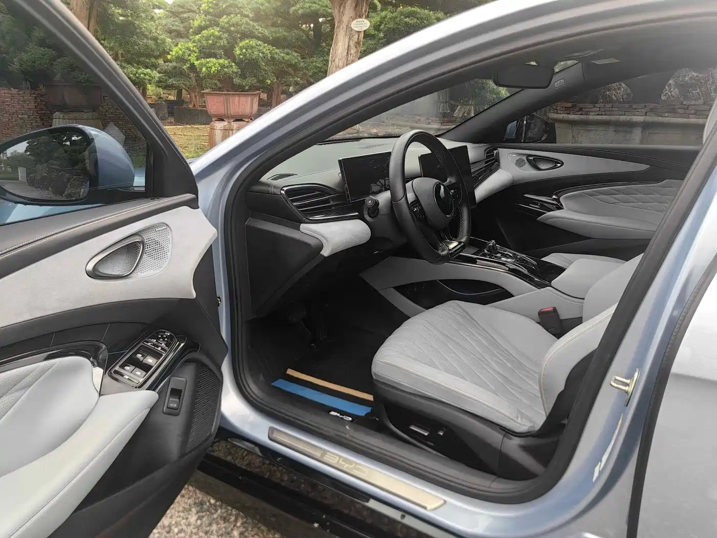 BYD Seal 2022 550km Standard Range RWD Premium 17