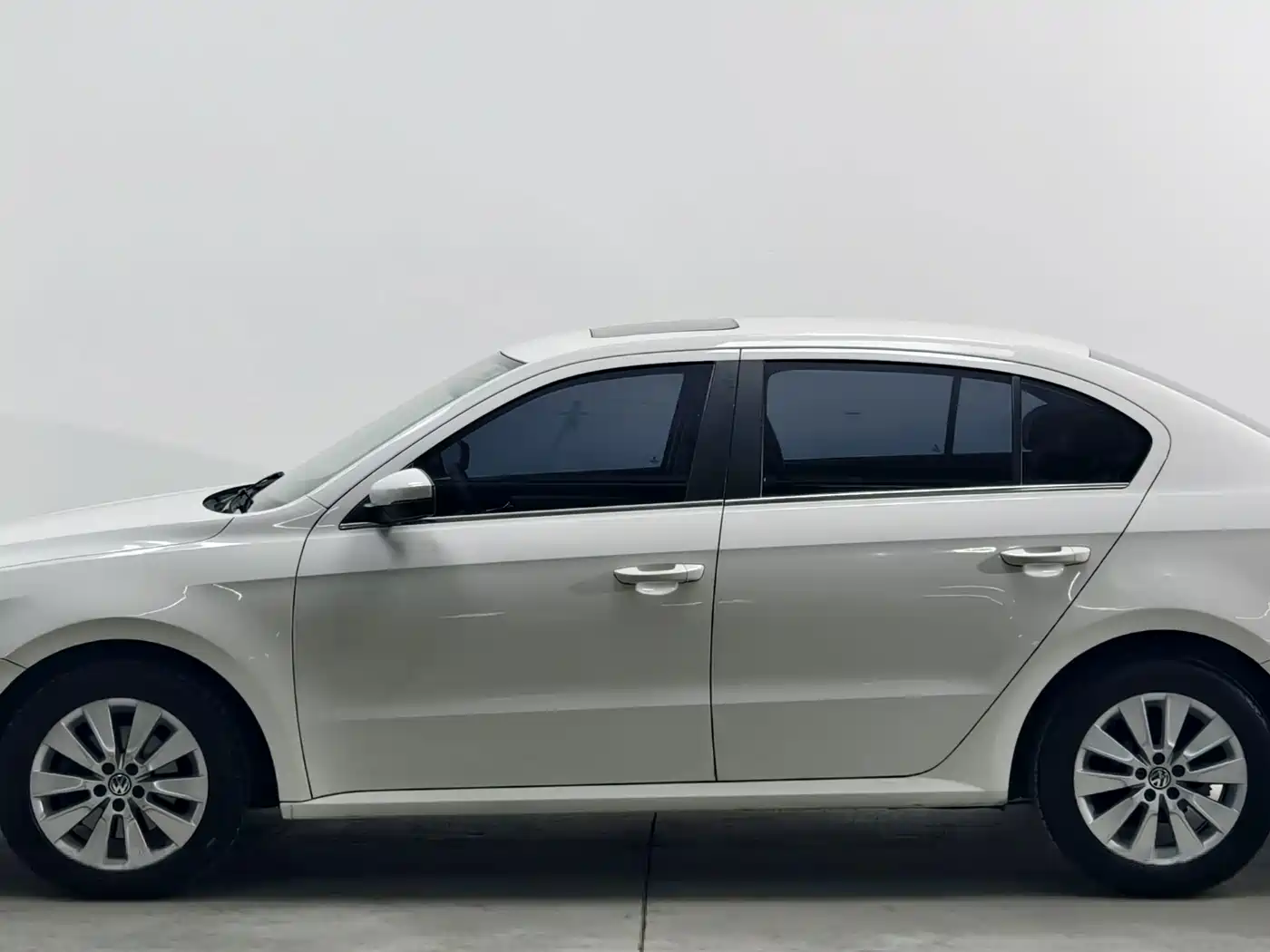 Фото 8 - Volkswagen Lavida