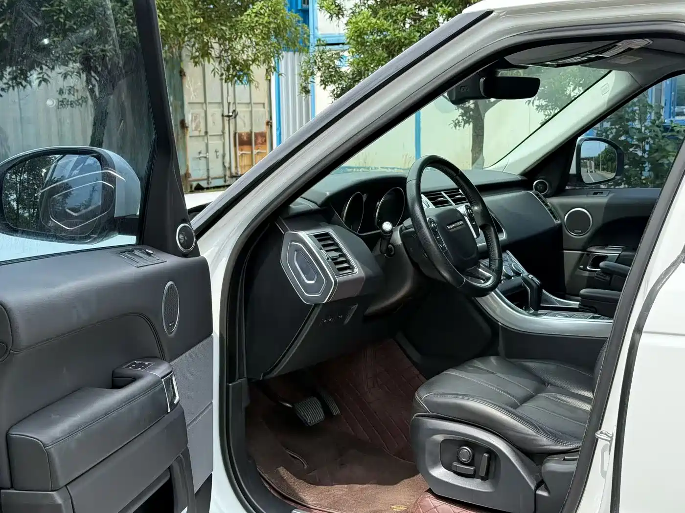 Land Rover Range Rover Sport 2017 3.0 SC V6 HSE фото 3