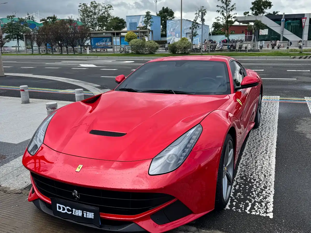 Ferrari F12berlinetta 2013 2013 6.3L Standard
