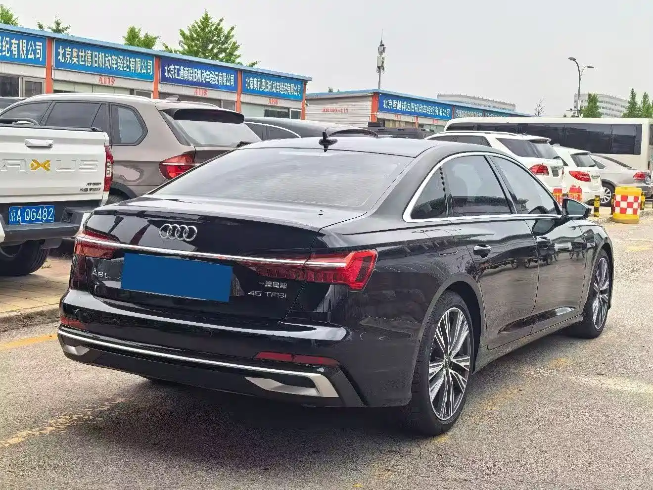 Audi A6L 2023 45 TFSI Premium Selection Dynamic фото 7