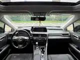 Фото 5 - Lexus RX