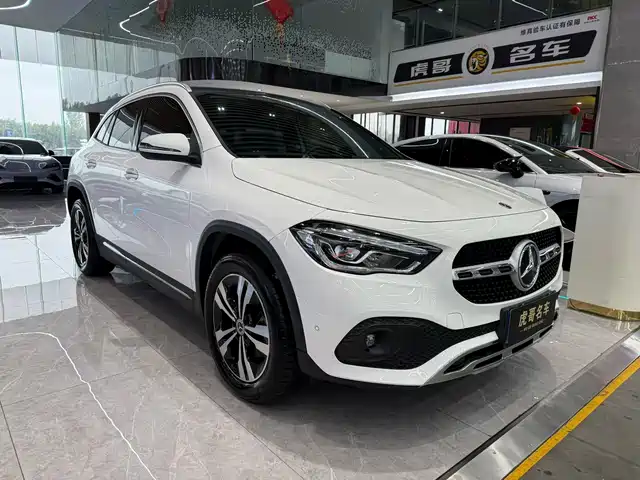 Mercedes-Benz GLA 2020 GLA 200 — фото 3
