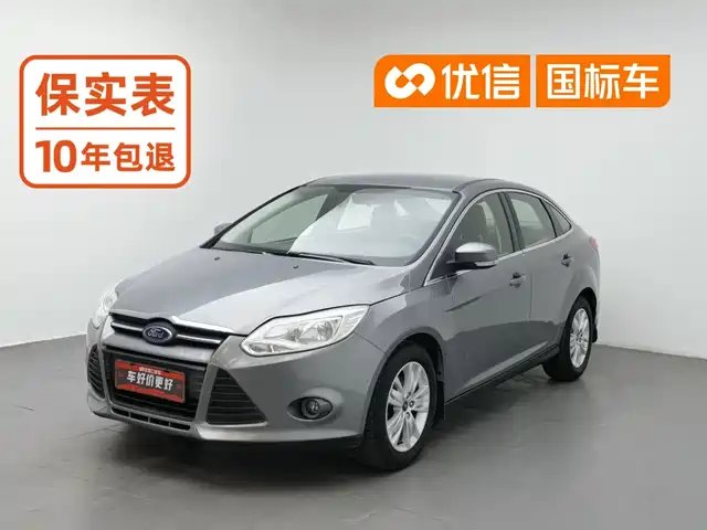 Ford Focus 2012 Sedan 1.6L Automatic Comfort — фото 1