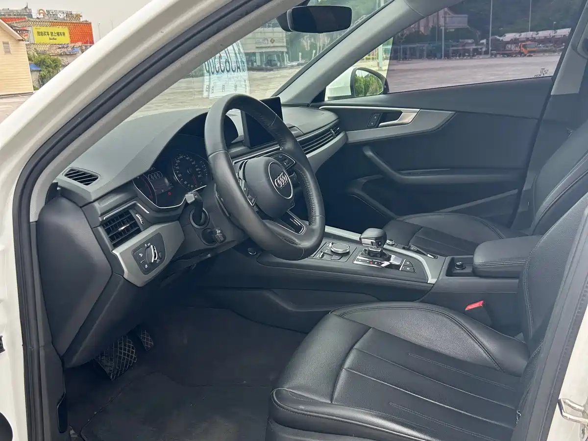 Audi A4L 2018 30th Anniversary 40 TFSI Progressive фото 4