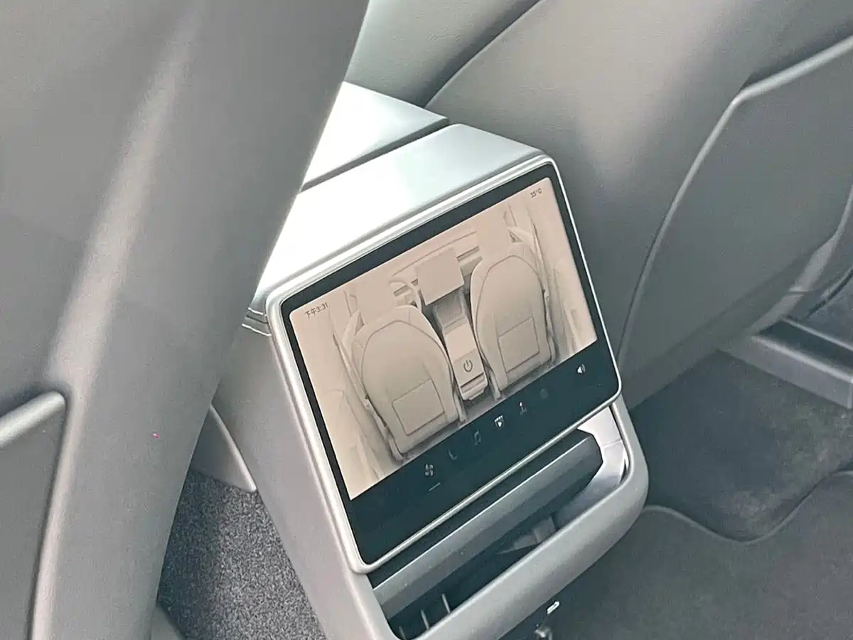 Tesla Model Y 2026 2026 Long Range Rear-Wheel Drive