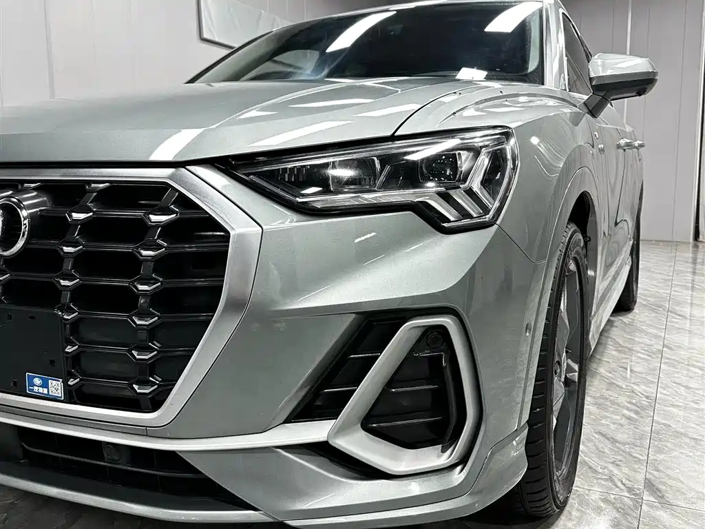 Audi Q3 2022 35 TFSI Fashion Dynamic фото 7