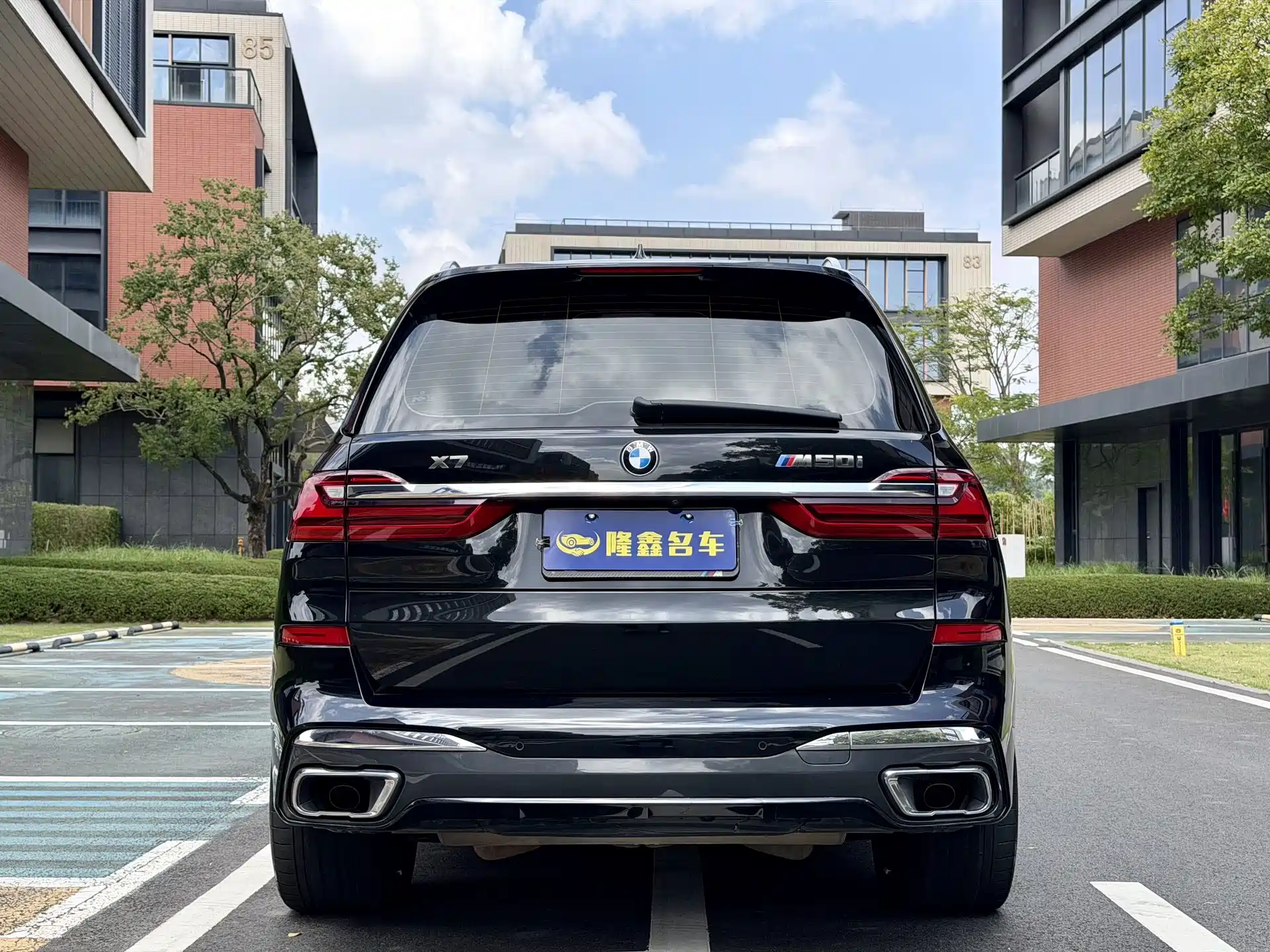 Фото 8 - BMW X7