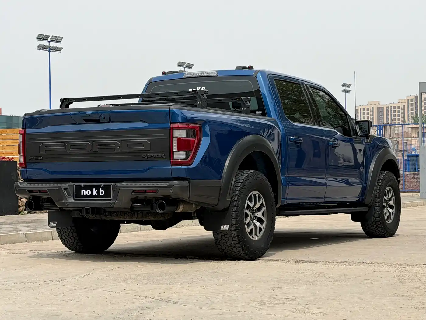 FORD F-150 RAPTOR